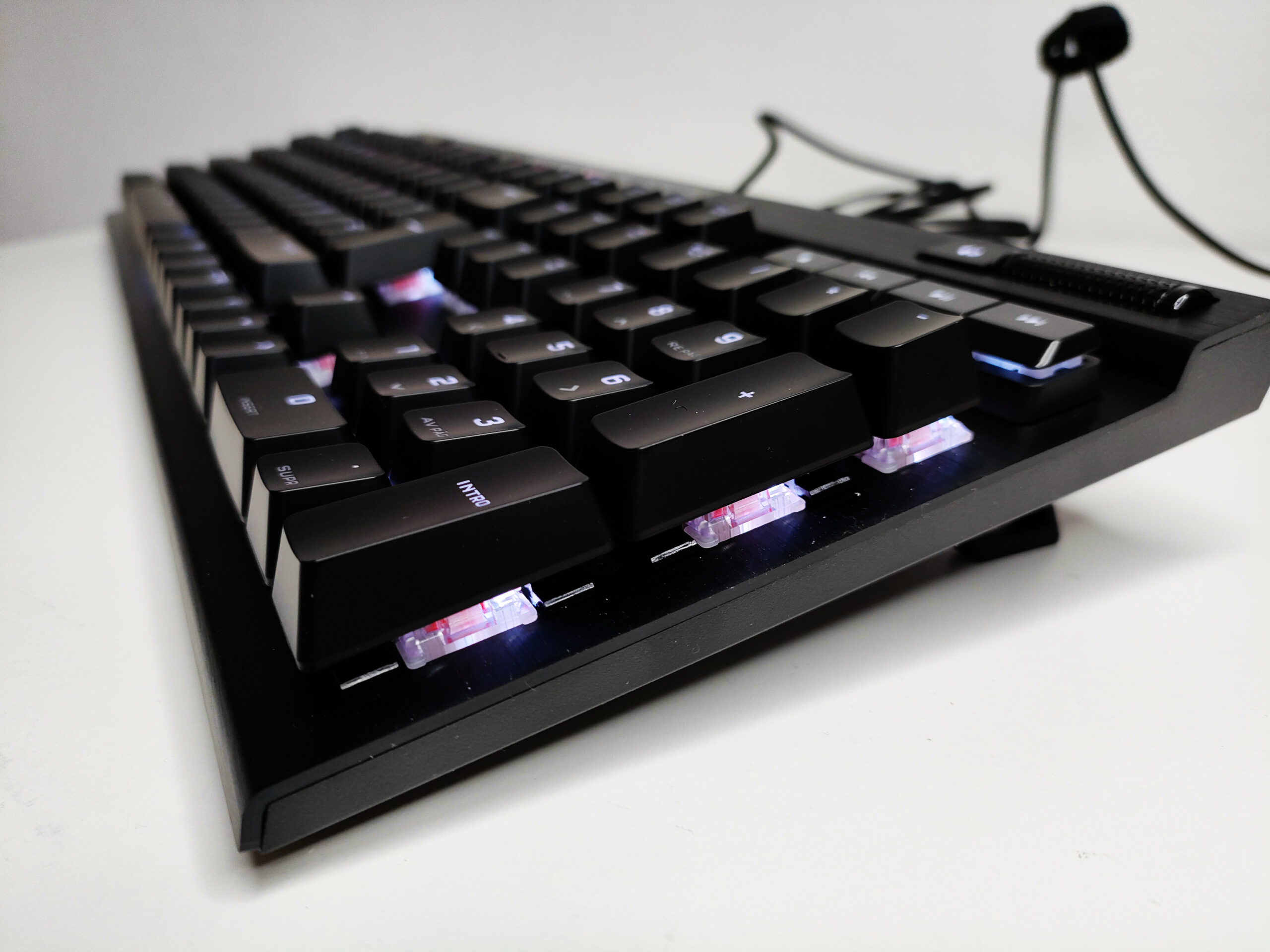 Review Corsair K70 RGB PRO 2