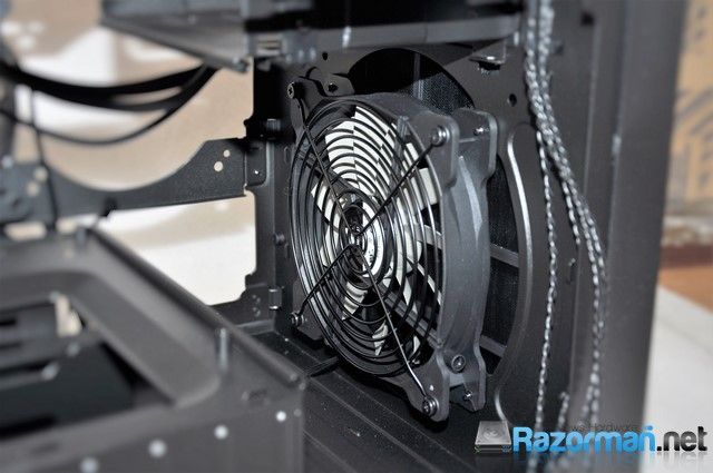 Review Corsair Obsidian 250D 28 Corsair Obsidian 250D (36)