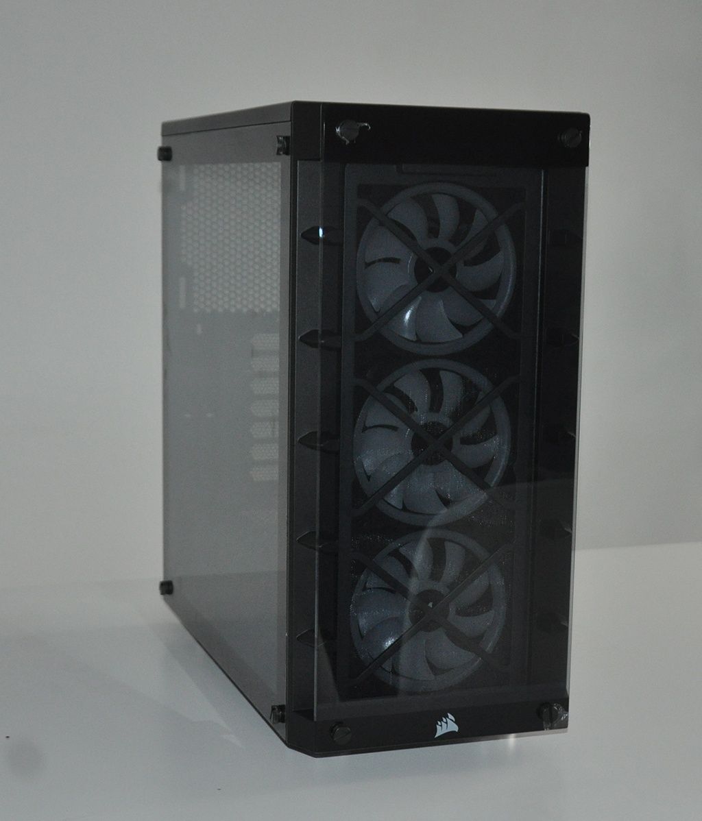 Review Corsair iCue 465X RGB 8