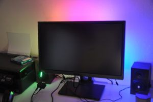 Review Corsair iCue LS100 18