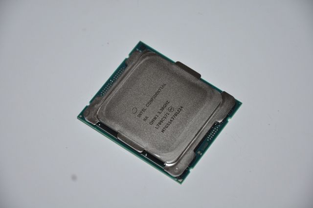 Review i9-7900X 14