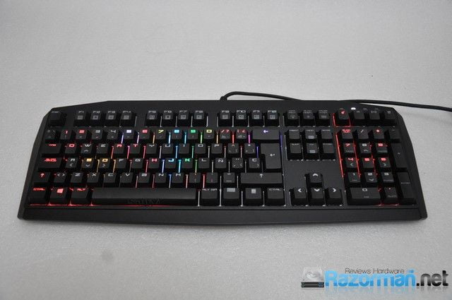 Review KROM KRATOS RGB 4