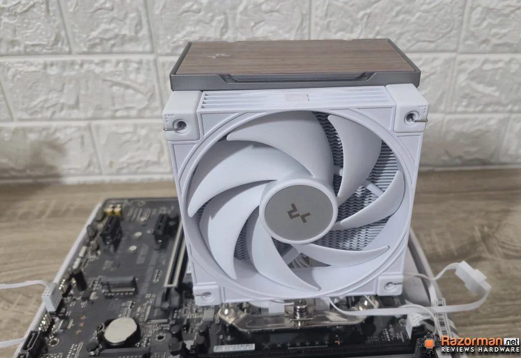 DeepCool AK700 Digital Review en Español