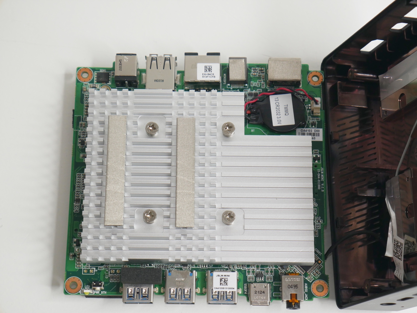Review ECS Liva Z3 18 Review ECS Liva Z3 18