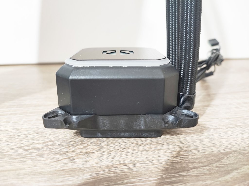 Review ENDORFY Navis F360 ARGB 12 Review ENDORFY Navis F360 ARGB 12