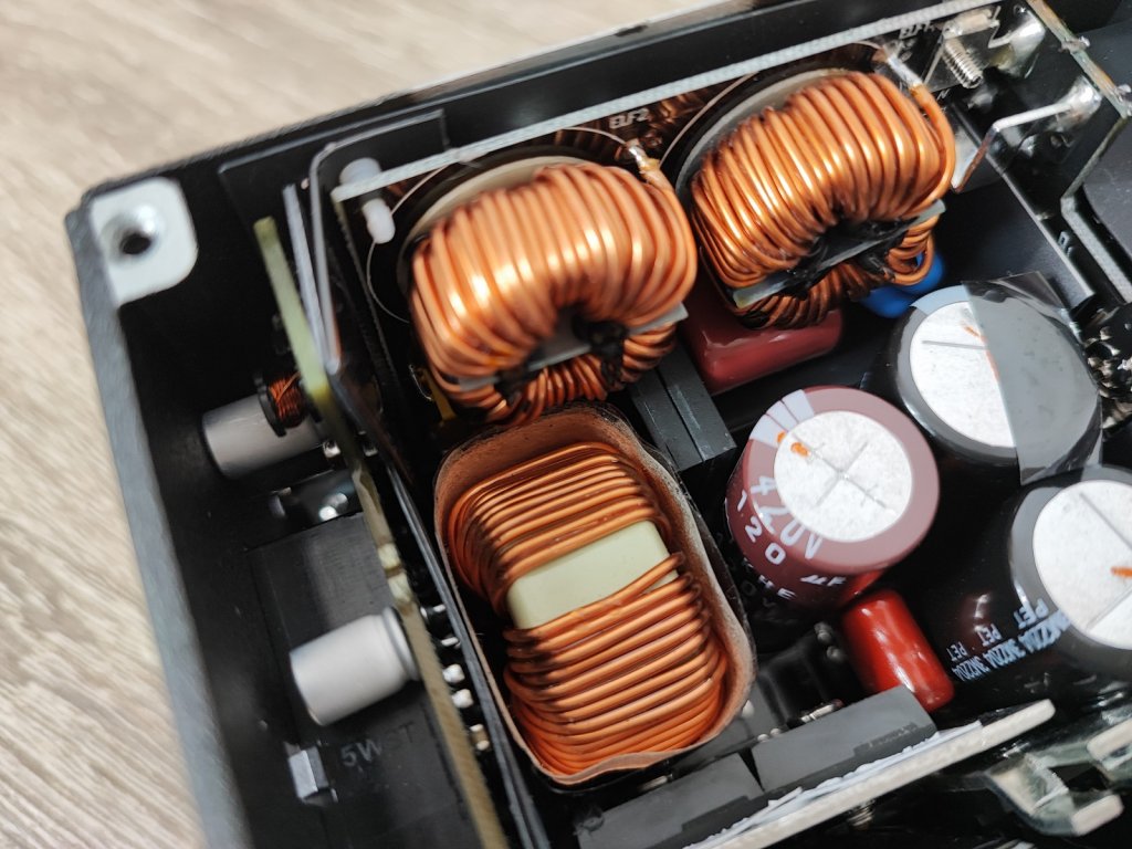 Review FSP Dagger PRO 850W 23