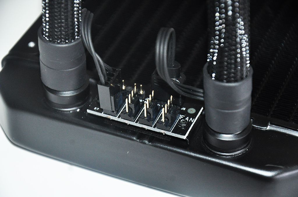 Review Fractal Celsius+ S28 Prisma 12 Review Fractal Celsius+ S28 Prisma 11