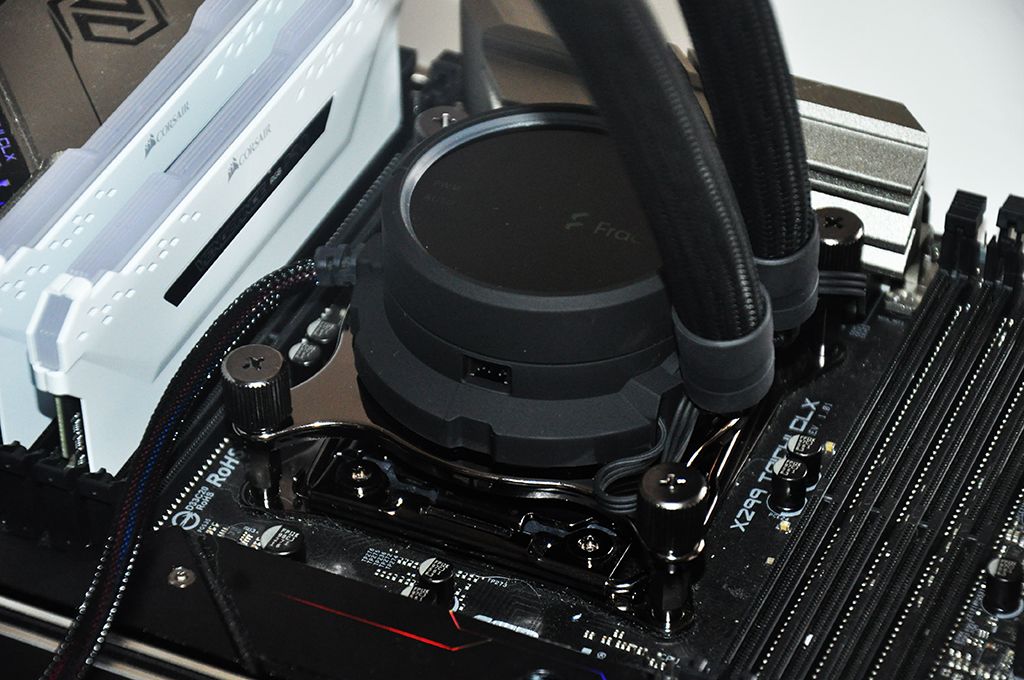 Review Fractal Celsius+ S28 Prisma 24 Review Fractal Celsius+ S28 Prisma 23