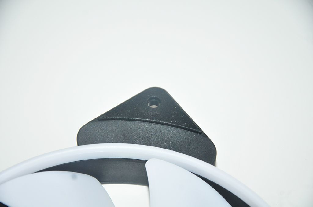Review Fractal Celsius+ S28 Prisma 20 Review Fractal Celsius+ S28 Prisma 19