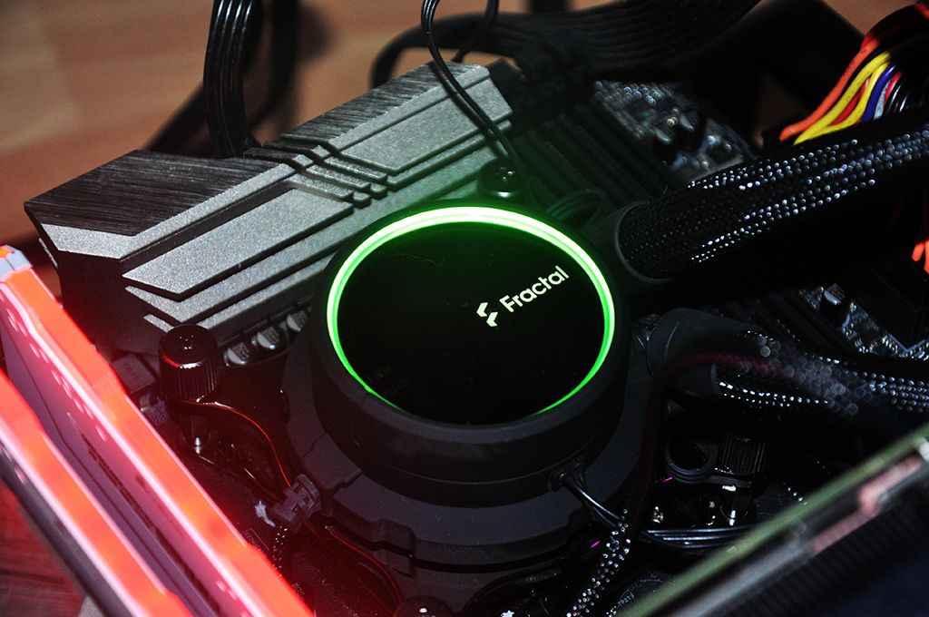 Review Fractal Celsius+ S28 Prisma 26
