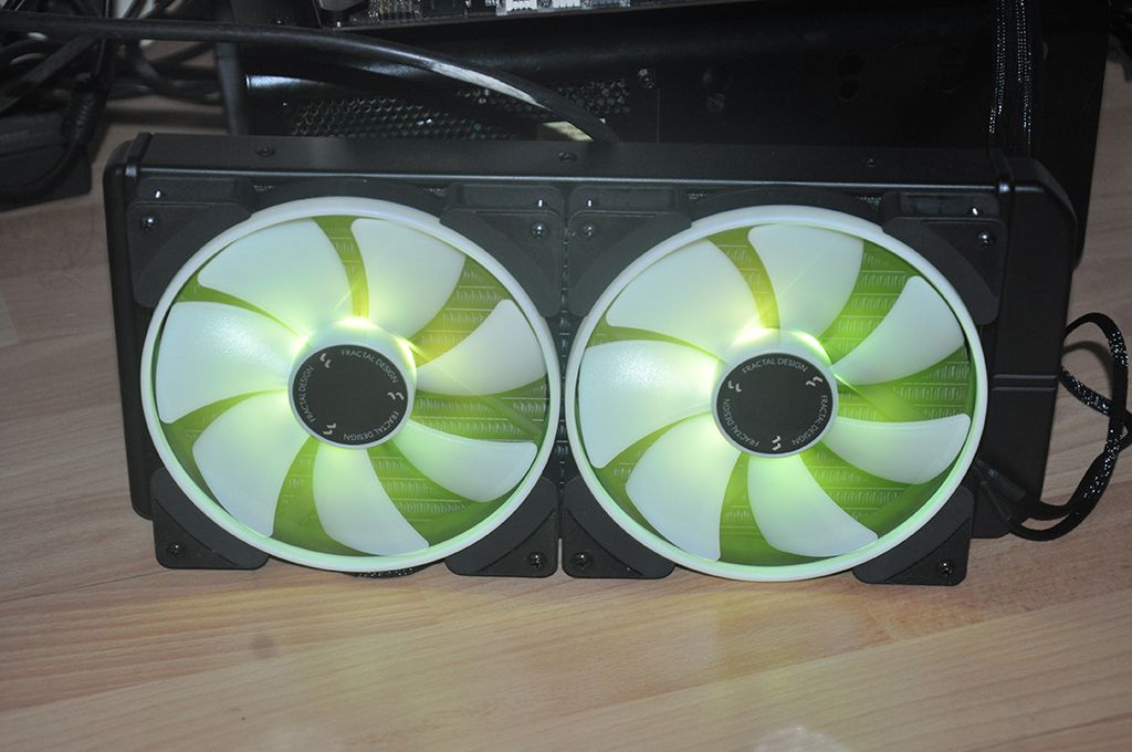Review Fractal Celsius+ S28 Prisma 29