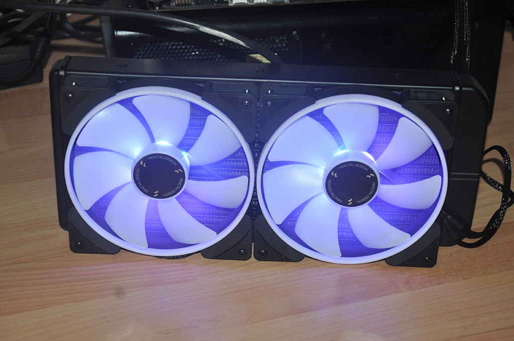 Review Fractal Celsius+ S28 Prisma 30
