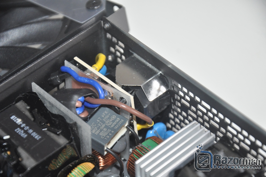 Review Fractal Design Ion SFX-L 500W Gold y Fractal Design Ion SFX-L650W Gold 38