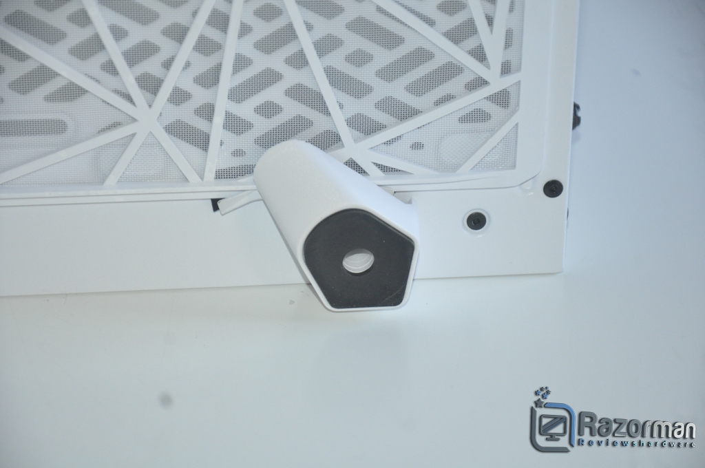 Review Fractal Meshify 2 White Tempered Glass 38
