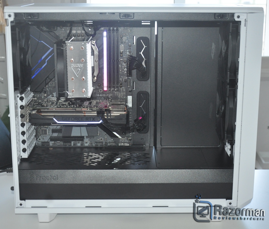 Review Fractal Meshify 2 White Tempered Glass 52