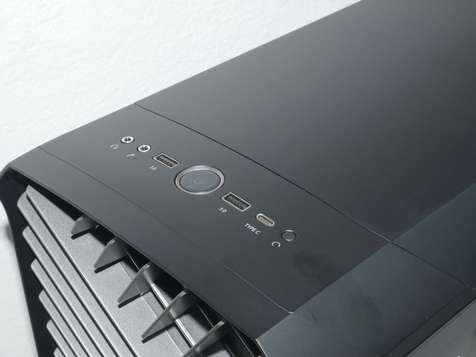 Review Fractal Torrent Compact 14 Review Fractal Torrent Compact 13