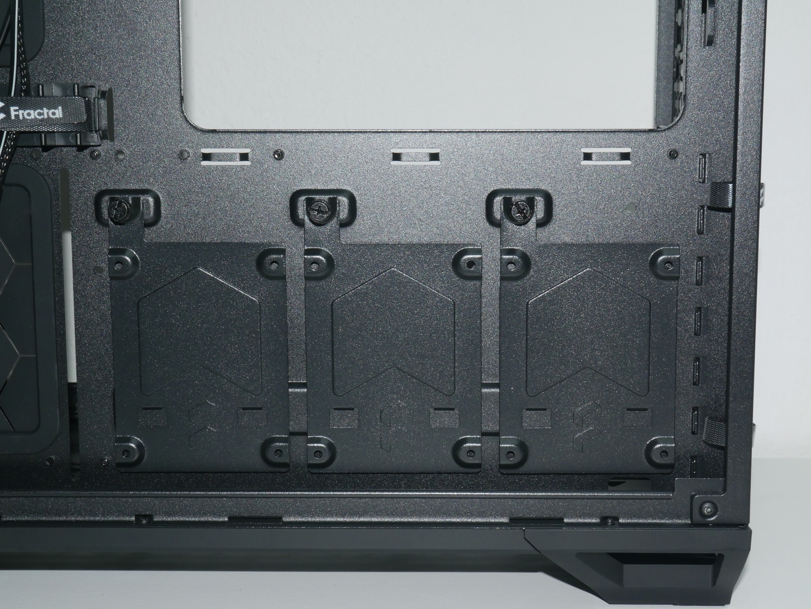 Review Fractal Torrent Compact 25 Review Fractal Torrent Compact 24
