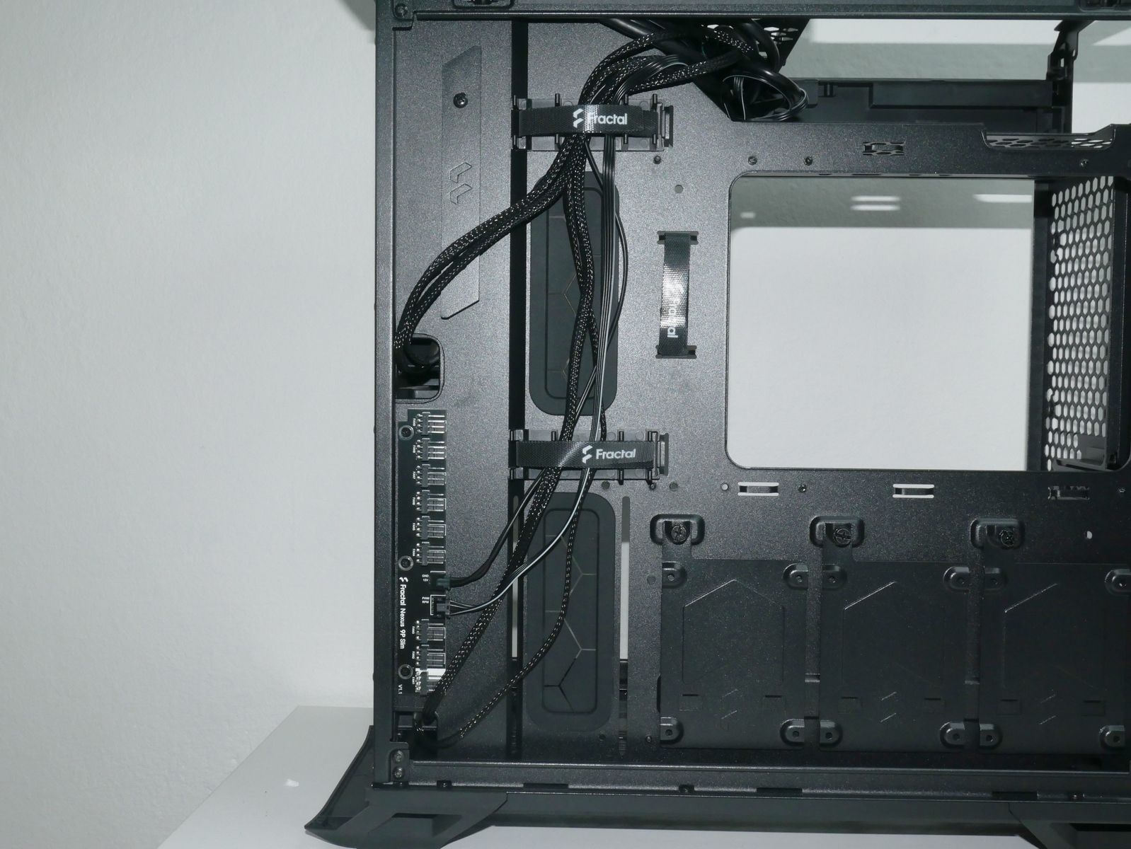 Review Fractal Torrent Compact 19 Review Fractal Torrent Compact 18