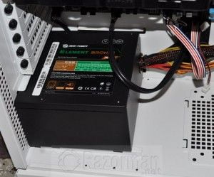 Review High Power Element 700W 80Plus Bronze 29 Fuente Alimentacion High Power 700W (31)