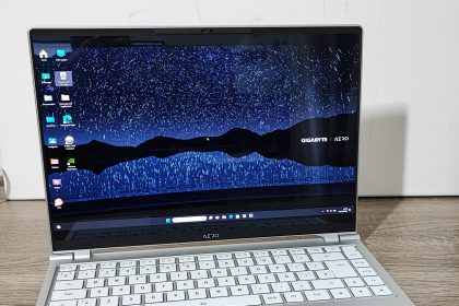 Review GIGABYTE AERO 14 OLED BMF 2