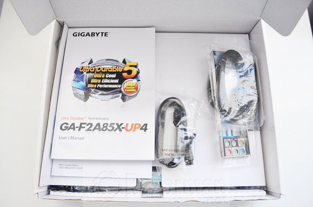 Review Gigabyte GA-F2A85X-UP4 y APU AMD A10 5800K 25