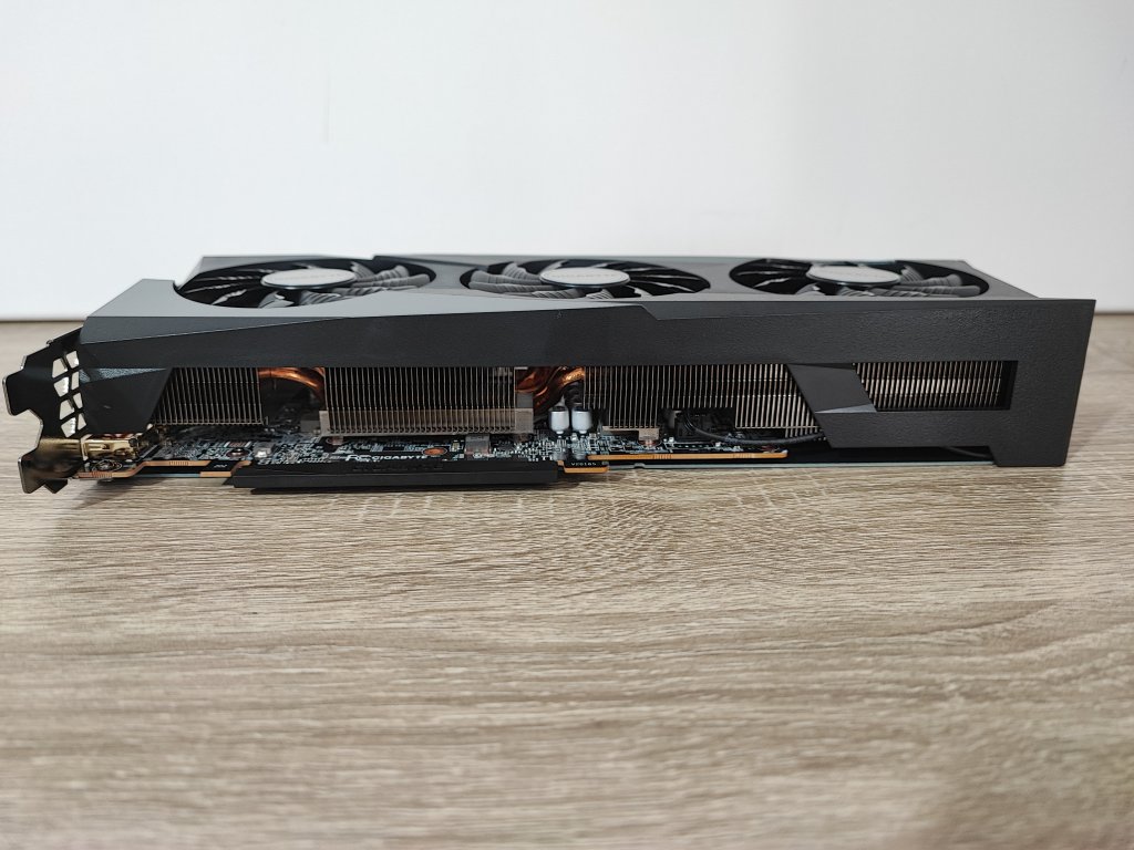Review Gigabyte Radeon RX 7600 Gaming OC 8G 111
