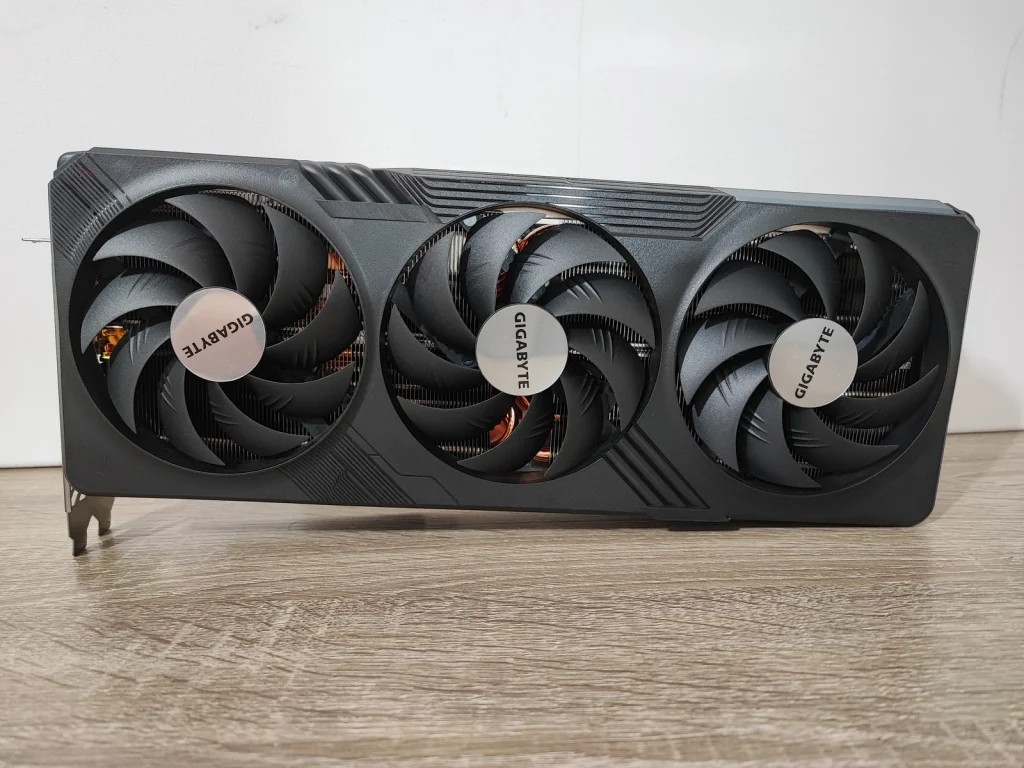 Review GIGABYTE RX 7900 XT GAMING OC 20G 7
