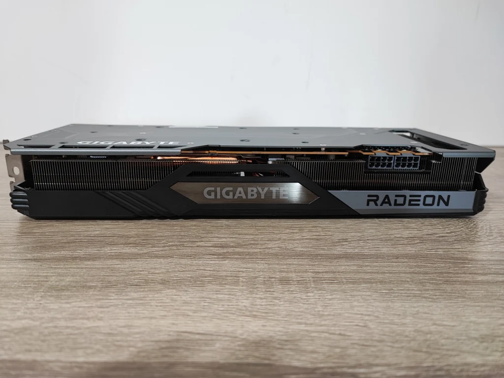 Review GIGABYTE RX 7900 XT GAMING OC 20G 12