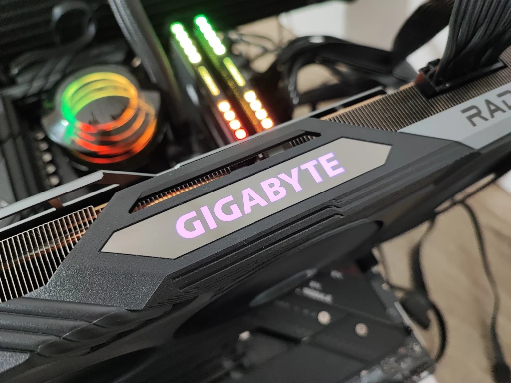 Review GIGABYTE RX 7900 XT GAMING OC 20G 15