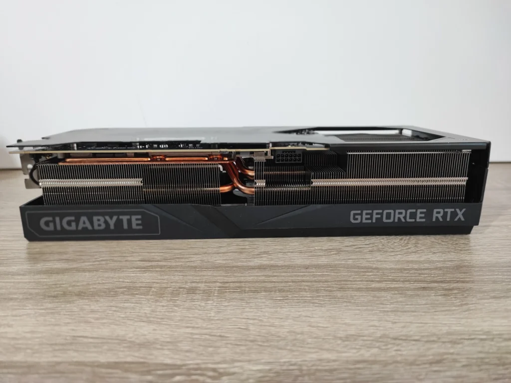 Review Gigabyte RTX 4090 WINDFORCE 24G 14