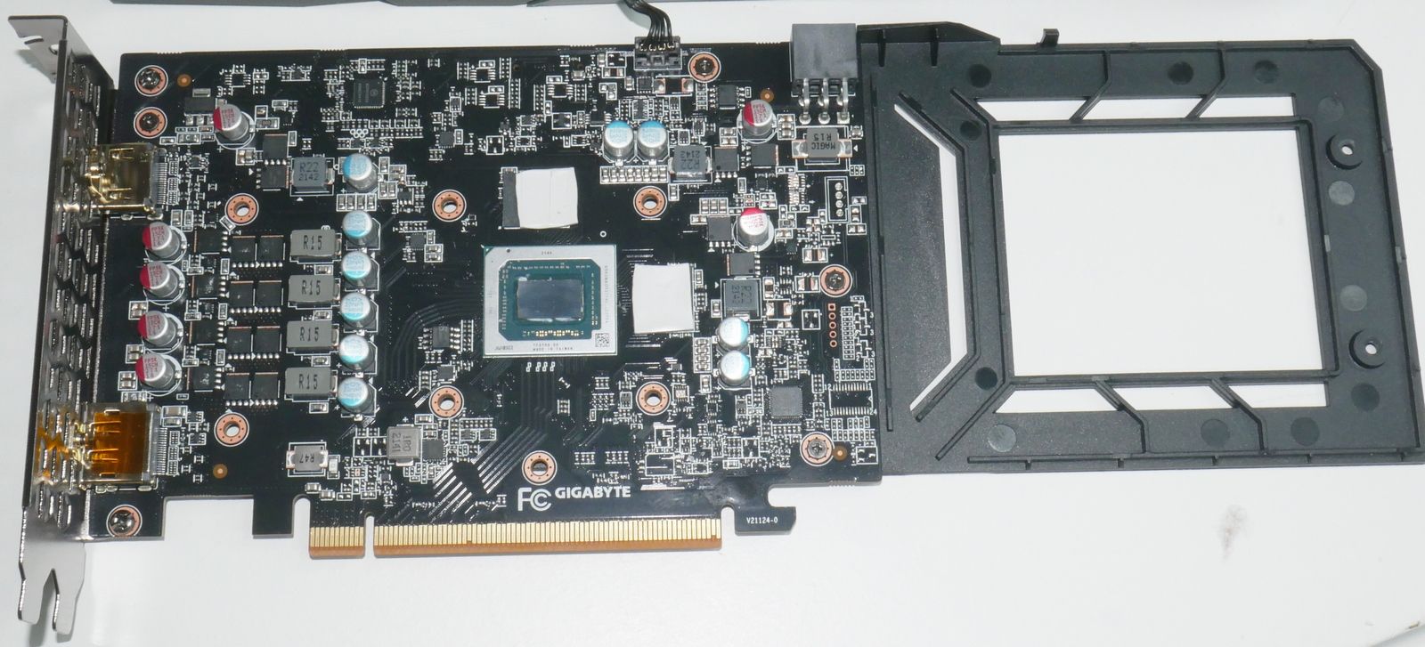 Review Gigabyte Radeon RX 6500 XT Gaming OC 4G 16