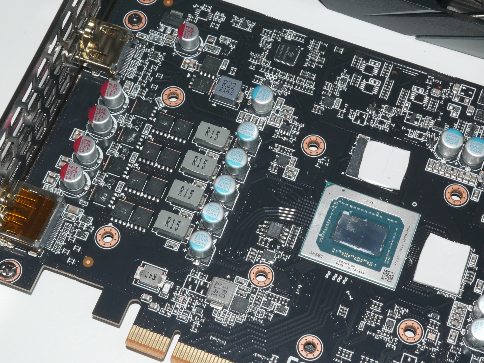 Review Gigabyte Radeon RX 6500 XT Gaming OC 4G 17