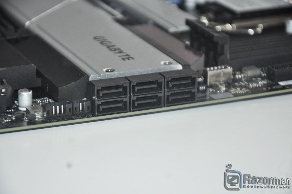 Review GIGABYTE Z590 Vision G 16 Review GIGABYTE Z590 Vision G 15