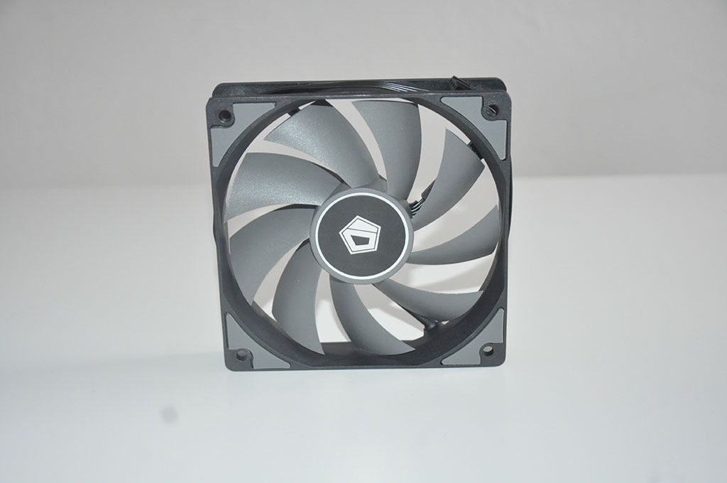 Review ID-Cooling SE-224-XT Basic 17 Review ID-Cooling SE-224-XT Basic 17