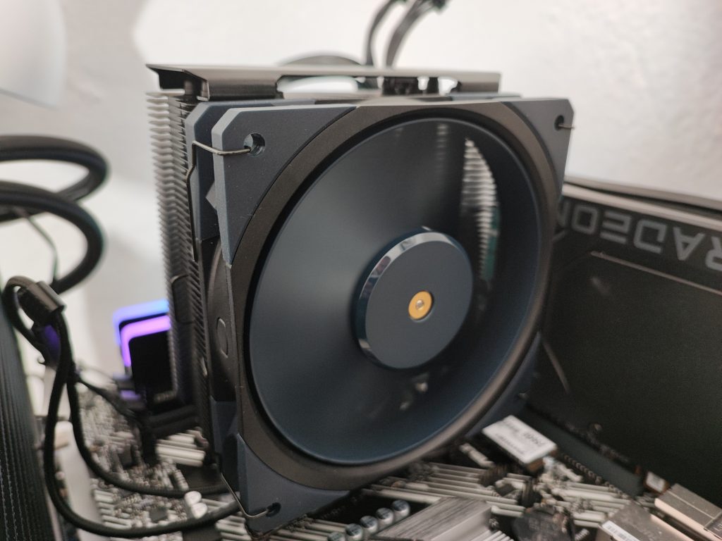 Review Cooler Master Mobius 120 OC 17 Review Cooler Master Mobius 120 OC 17