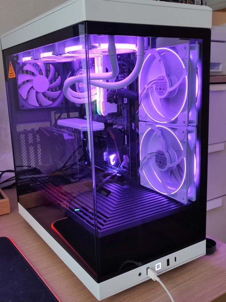 Review HYTE y40 36 Review HYTE y40 36