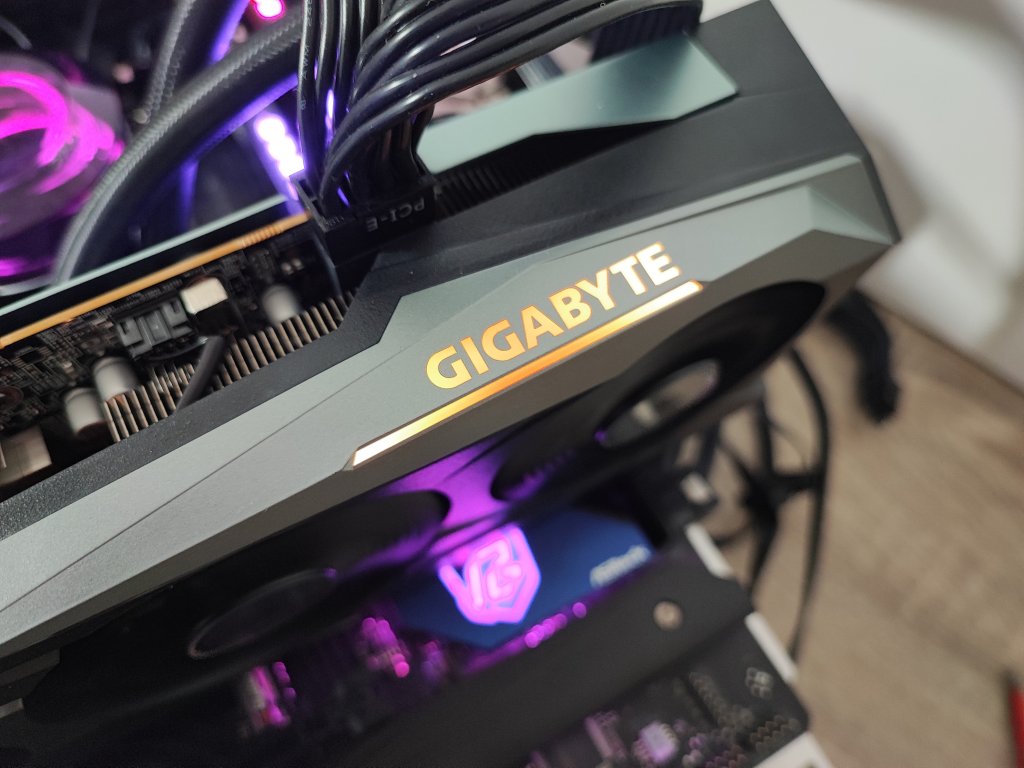 Review Gigabyte Radeon RX 7600 Gaming OC 8G 116