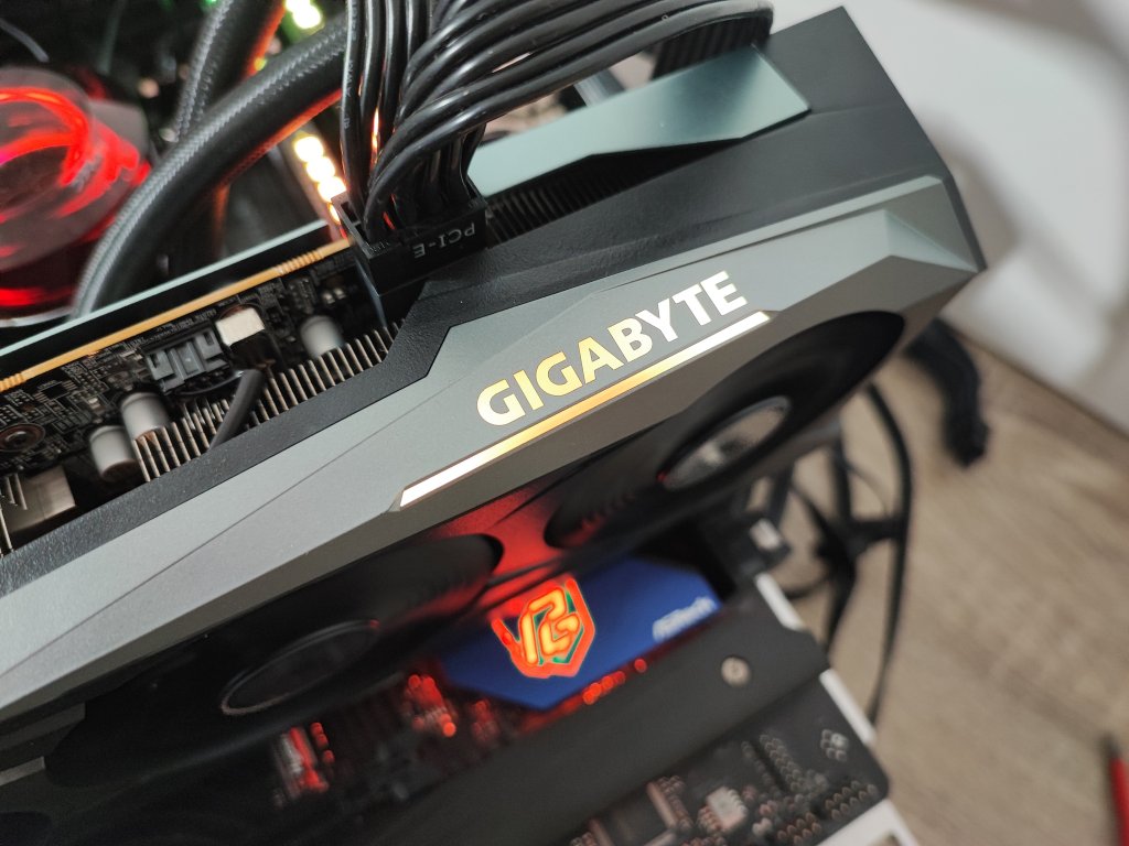 Review Gigabyte Radeon RX 7600 Gaming OC 8G 117