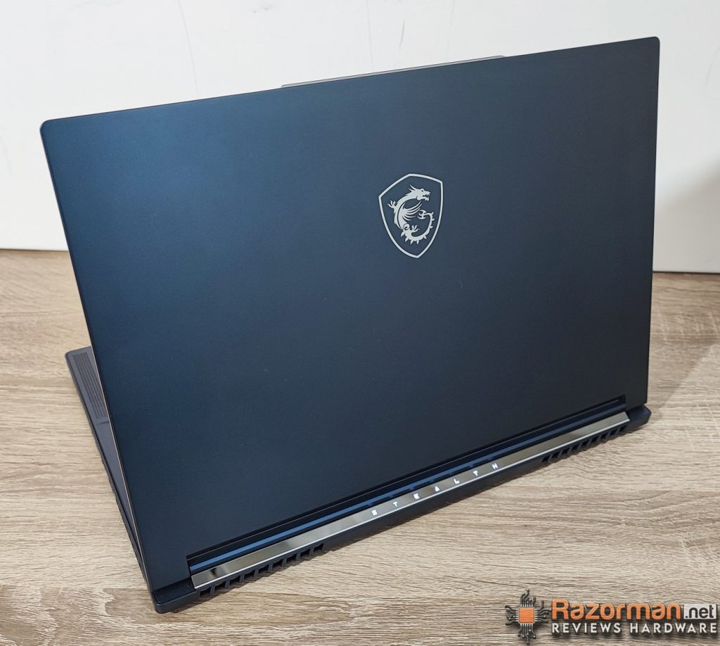 Review MSI Stealth 16 Studio A13VG 8