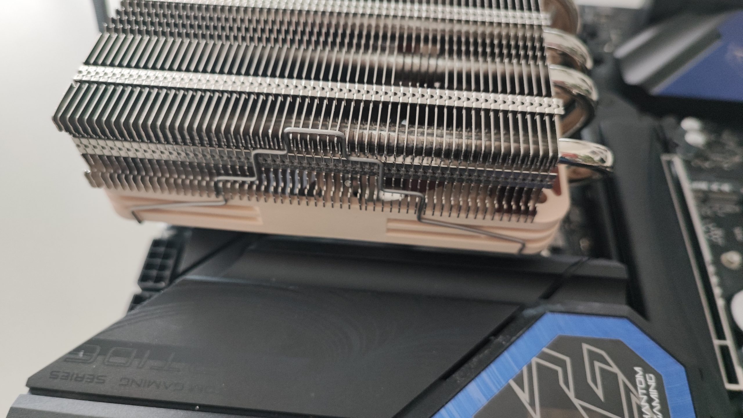 NOCTUA NH-L12SX77