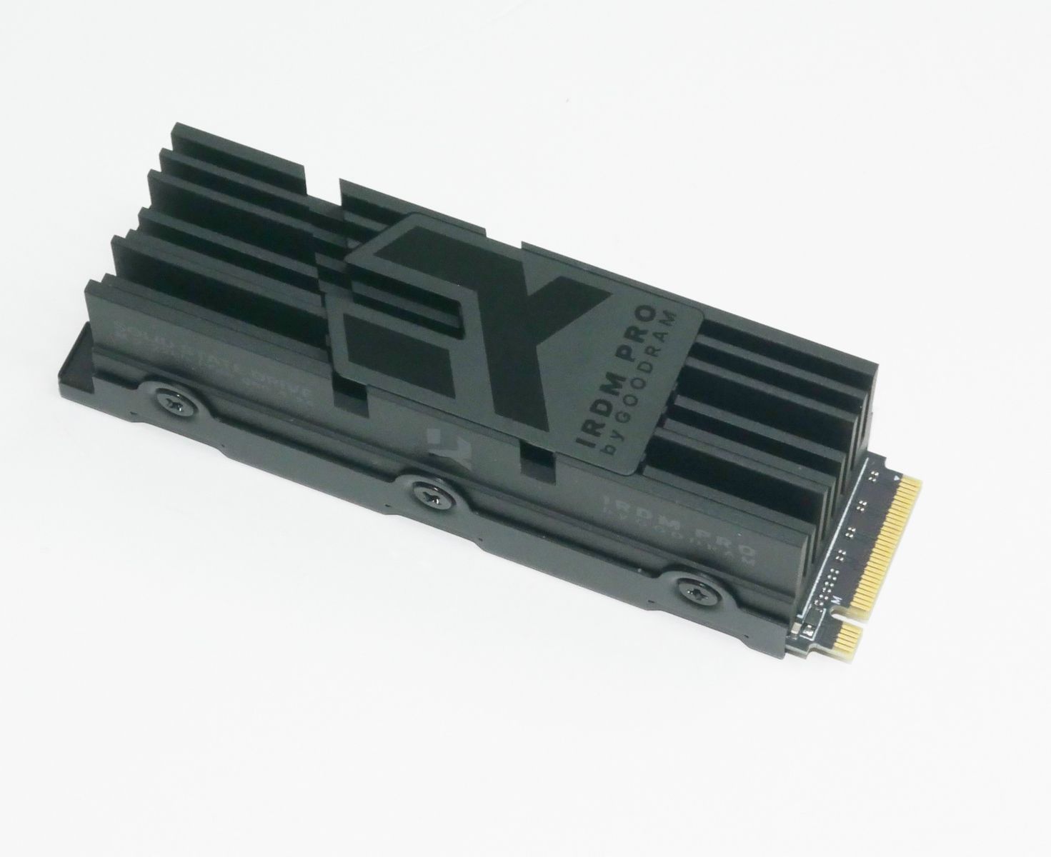 Review IRDM PRO M.2 SSD 1TB 2