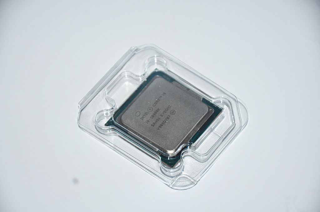 Review Intel Core i9 10900K 14