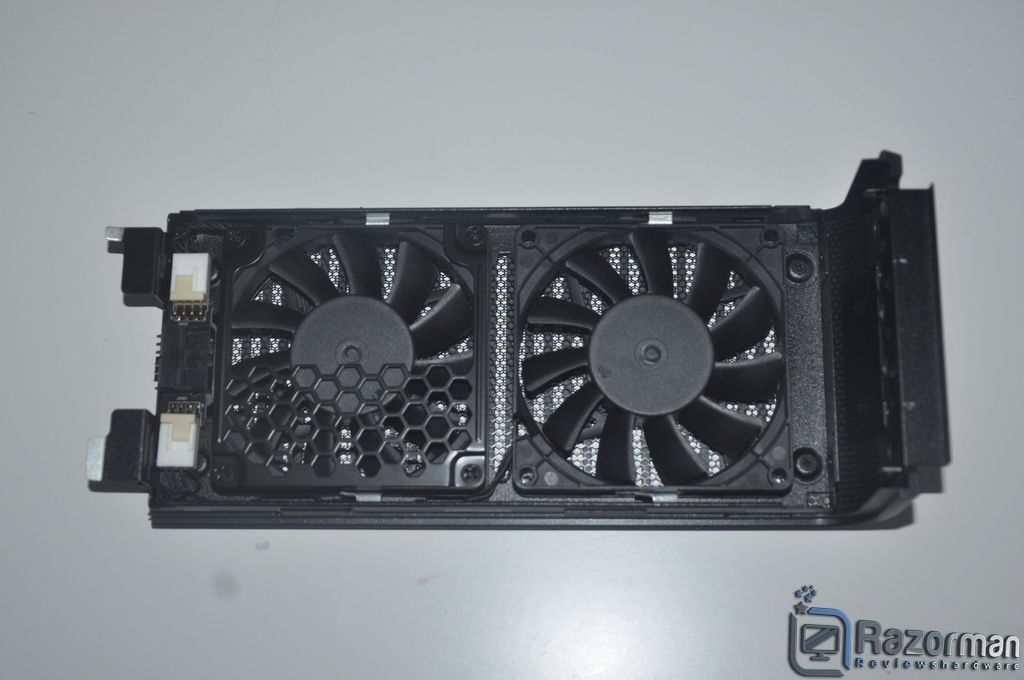 Review Intel NUC 9 Extreme NUC9i9QNX 17 Review Intel NUC 9 Extreme NUC9i9QNX 16