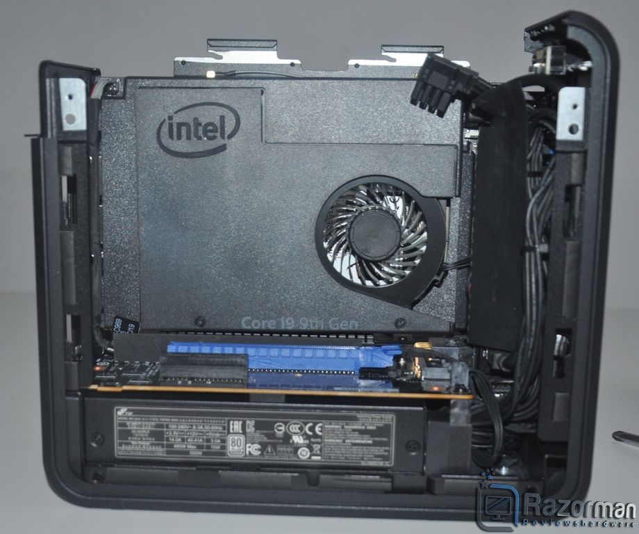 Review Intel NUC 9 Extreme NUC9i9QNX 23 Review Intel NUC 9 Extreme NUC9i9QNX 22