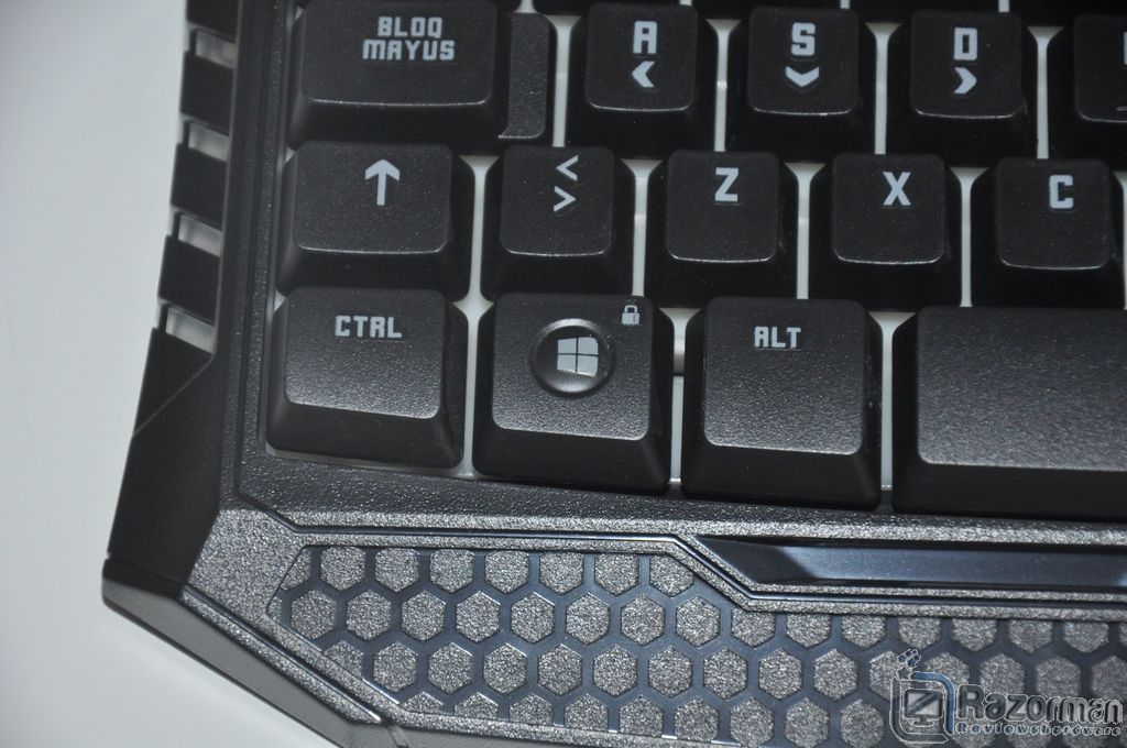 Review KROM Kritic 22 Review KROM Kritic 21