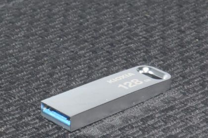 Review Kioxia TransMemory U366 128 GB 6