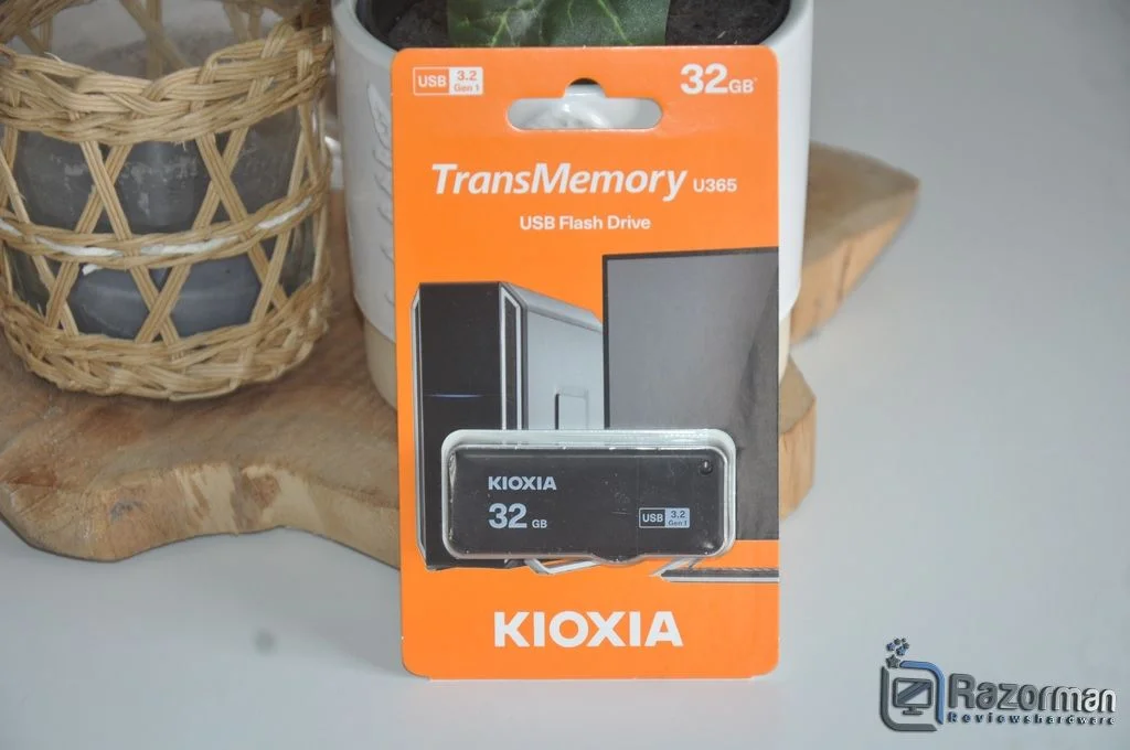 Review Kioxia Transmemory U365 32 GB 3 Review Kioxia Transmemory U365 32 GB 2