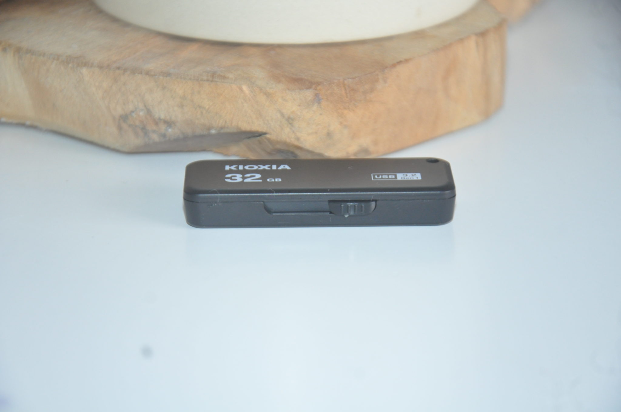 Review Kioxia Transmemory U365 32 GB 6