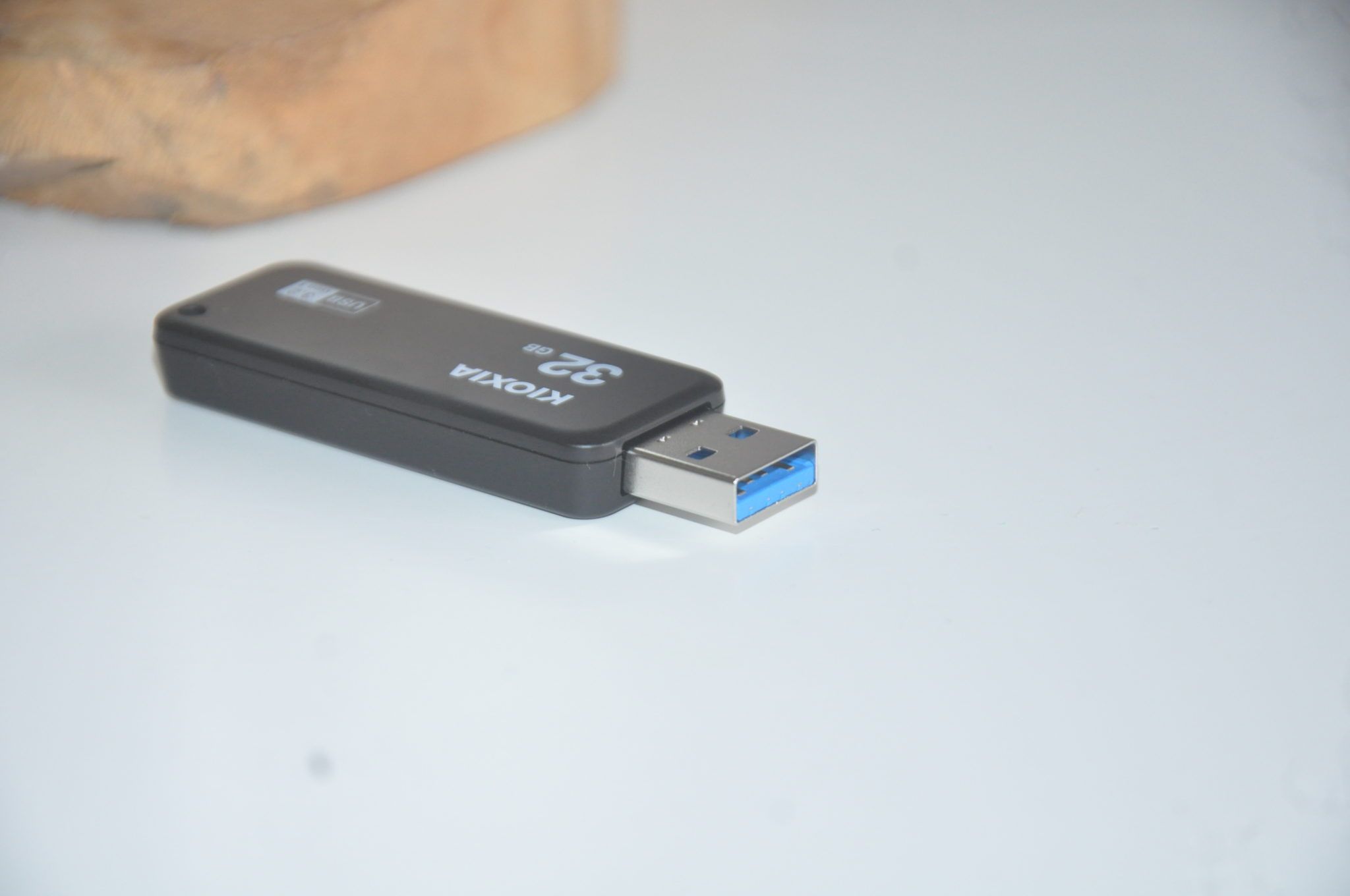 Review Kioxia Transmemory U365 32 GB 9 Review Kioxia Transmemory U365 32 GB 8