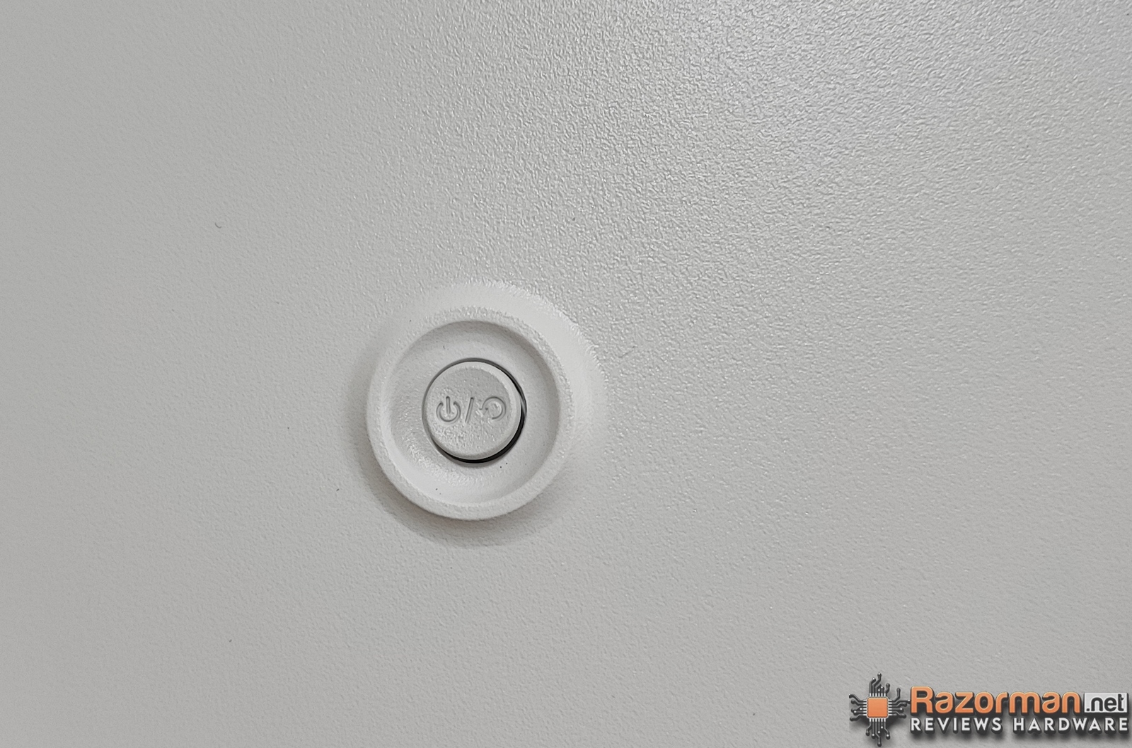 LC-POWER LC-M34-Q-C-PRO LC-POWER LC-M34-Q-C-PRO